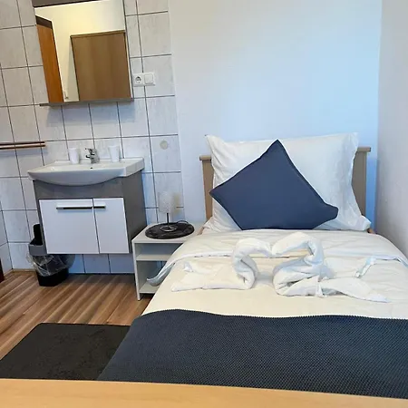 Penzion Cheers Diner & Villach