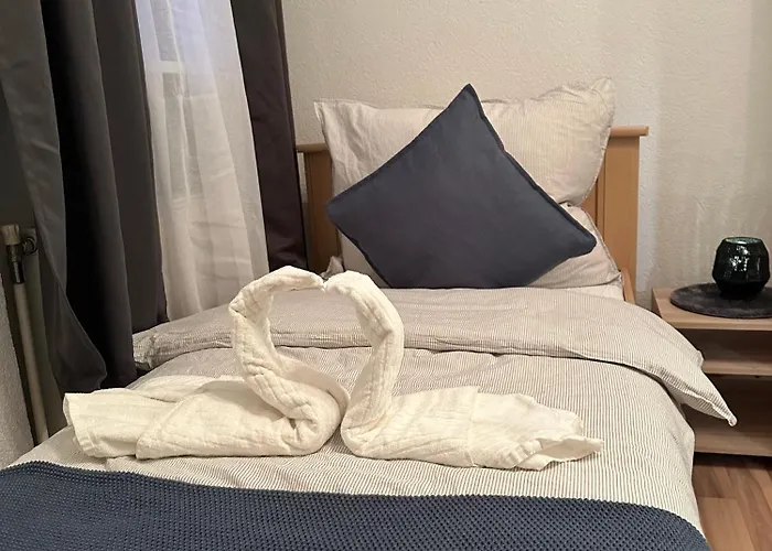 Pensionat Cheers Diner & *